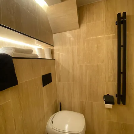 Luxury New Wave La Art Apartmán *
